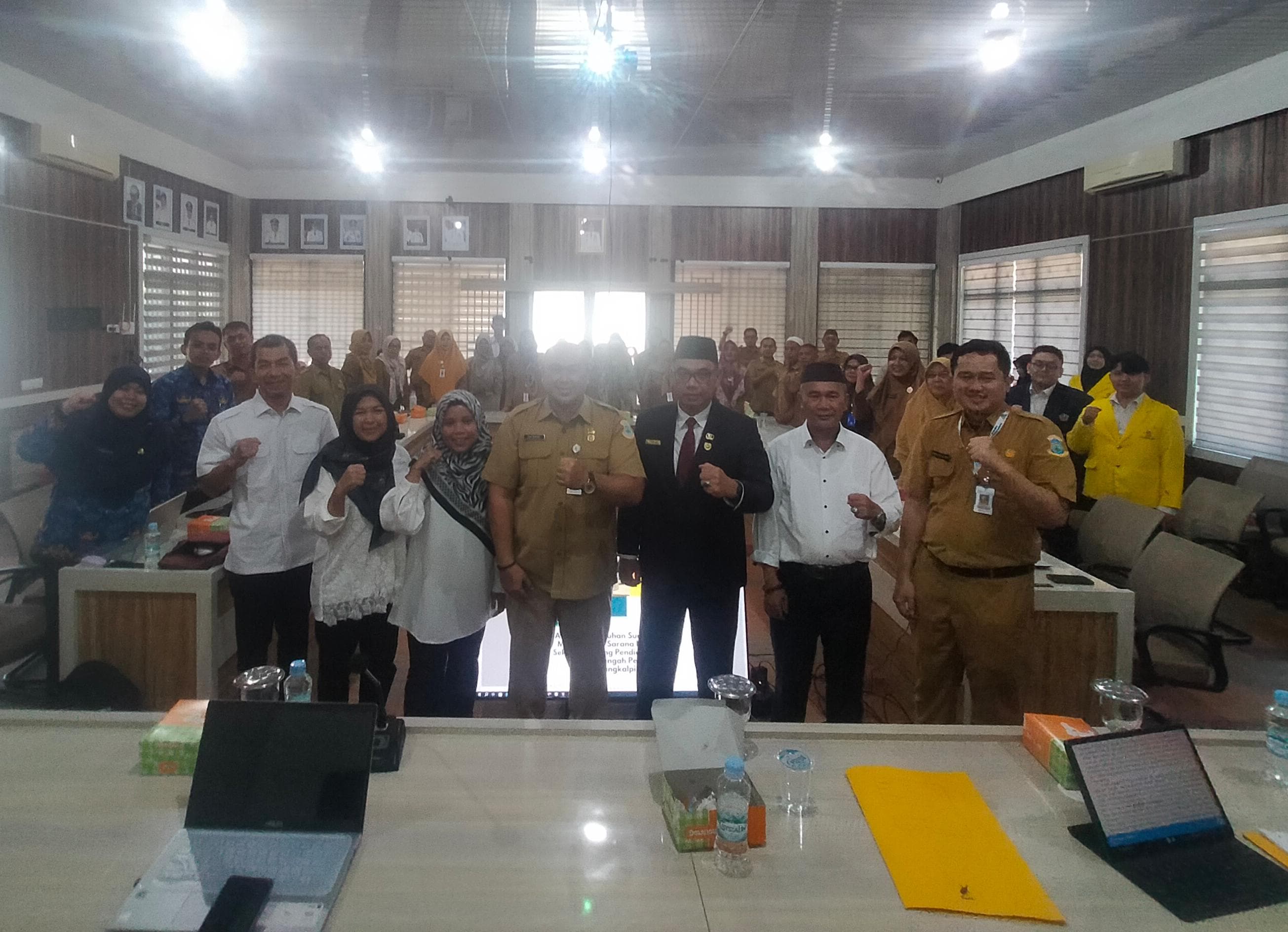 SEKDA MIE GO: FGD INI UNTUK MENENTUKAN PRIORITAS PEMBANGUNAN SEKTOR PENDIDIKAN



